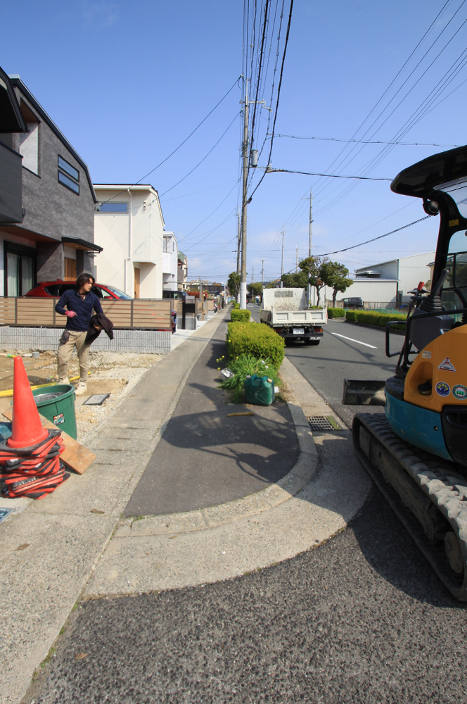 歩道切下げ工事